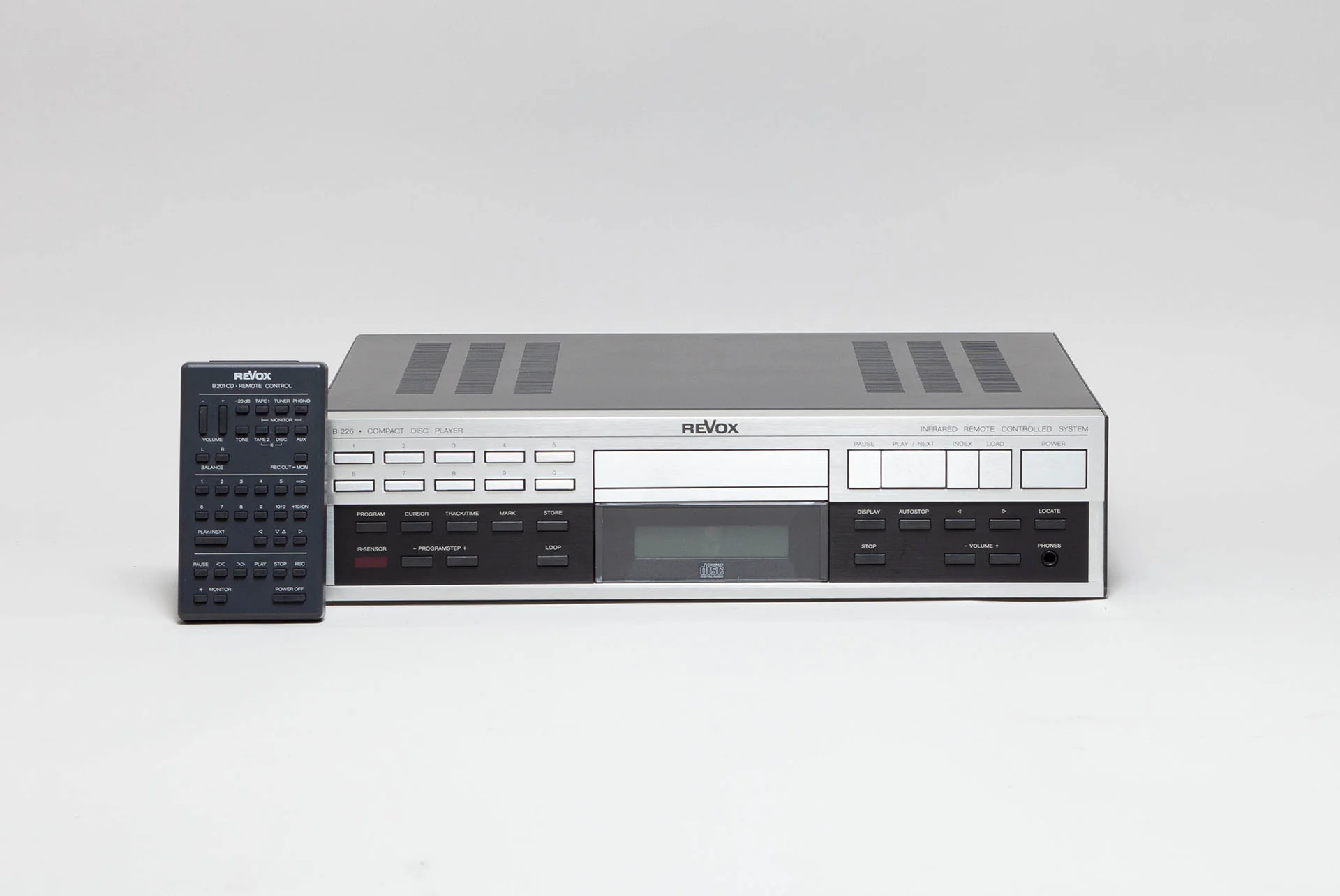 Revox CD 226