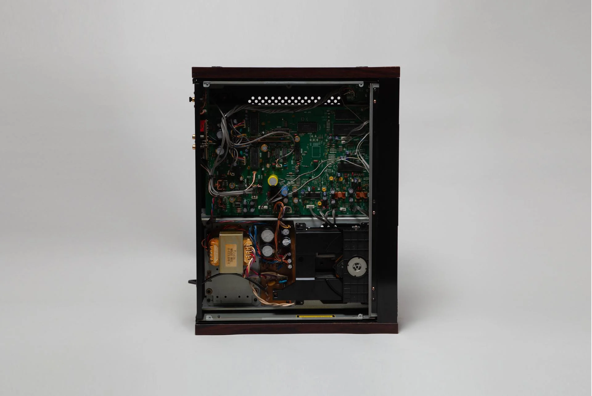 SONY 338 ESD - Image 4